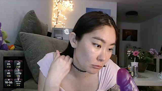 Snapshot of Kunimitsuu_ chatting on September 28, 2025, 9:22 pm Kunimitsuu online show from September 28, 2025, 9:22 pm