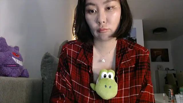 Snapshot of Kunimitsuu_ chatting on September 24, 2025, 8:48 pm Kunimitsuu online show from September 24, 2025, 8:48 pm