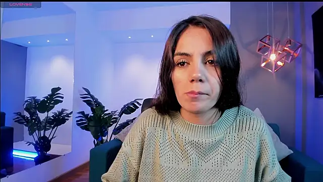 martina mancini online show from February 15, 2026, 12:37 pm