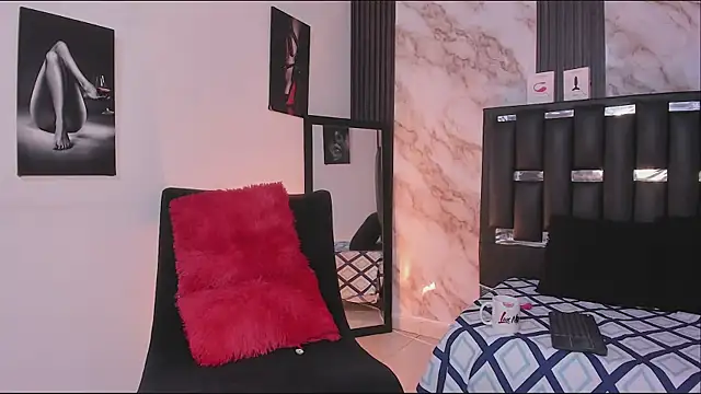 Snapshot of katherina_diaz chatting on February 13, 2026, 1:55 pm katherina diaz online show from February 13, 2026, 1:55 pm