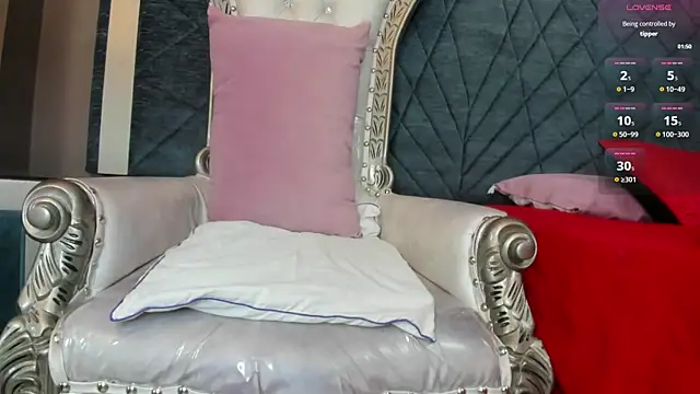 Snapshot of Janna_Rousse_ chatting on September 29, 2025, 11:49 am Janna Rousse  online show from September 29, 2025, 11:49 am