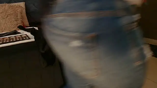 Snapshot of Janna_Rousse_ chatting on February 12, 2025, 11:51 am Janna Rousse  online show from February 12, 2025, 11:51 am