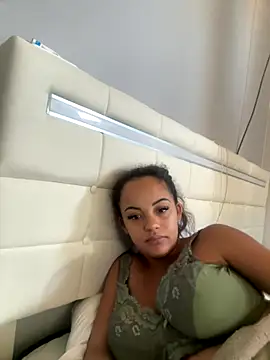 Snapshot of Lalionne58 chatting on September 26, 2025, 8:21 am Lalionne58 online show from September 26, 2025, 8:21 am