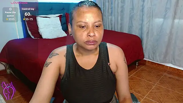 Snapshot of Dominik_girl chatting on October 24, 2025, 9:36 pm Dominik girl online show from October 24, 2025, 9:36 pm