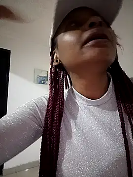 Dominik girl online show from March 18, 2025, 2:29 am