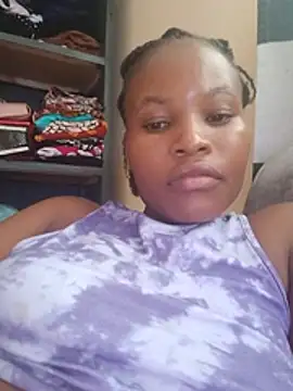 petite babe online show from June 6, 2026, 1:27 pm
