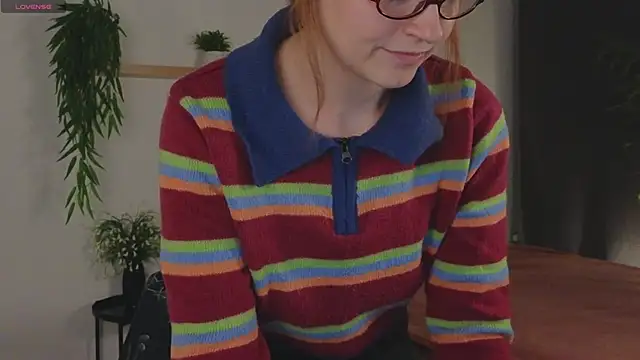 reb luvng online show from September 27, 2025, 1:50 pm