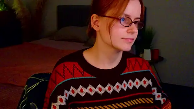 reb luvng online show from October 3, 2025, 1:56 pm