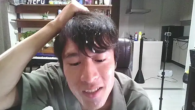 Snapshot of IroManager chatting on September 12, 2025, 3:45 pm IroManager online show from September 12, 2025, 3:45 pm
