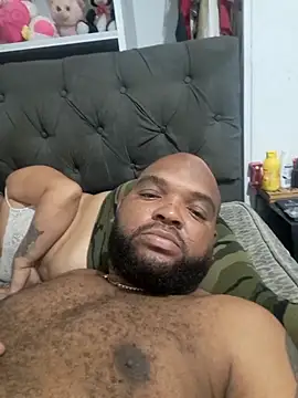 Snapshot of Sny- chatting on November 23, 2025, 8:19 pm Sny- online show from November 23, 2025, 8:19 pm