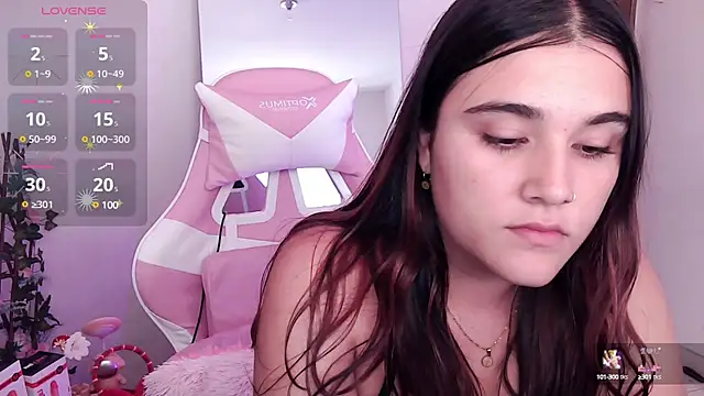 Snapshot of Magic-Smilee chatting on December 19, 2024, 4:35 pm Magic-Smilee online show from December 19, 2024, 4:35 pm