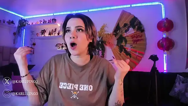 albaismynameX online show from February 17, 2025, 6:17 pm