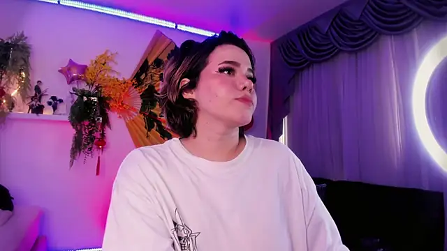 albaismynameX online show from February 20, 2025, 3:08 pm