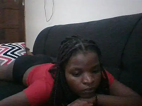 Snapshot of hotgal1112 chatting on October 12, 2025, 7:48 pm hotgal1112 online show from October 12, 2025, 7:48 pm