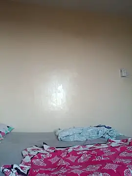 hotgal1112 online show from February 18, 2026, 3:59 am