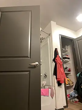 SexyB214 online show from October 5, 2025, 11:50 pm