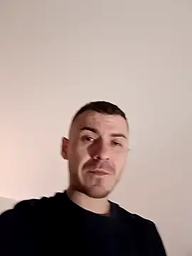 Snapshot of BenDover313OF chatting on January 17, 2025, 1:36 am BenDover313OF online show from January 17, 2025, 1:36 am