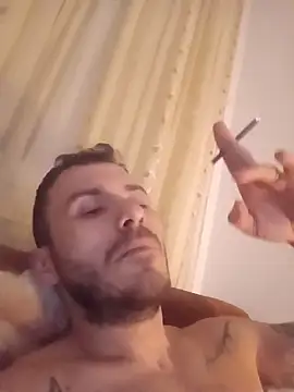 Snapshot of BenDover313OF chatting on January 6, 2026, 10:14 pm BenDover313OF online show from January 6, 2026, 10:14 pm