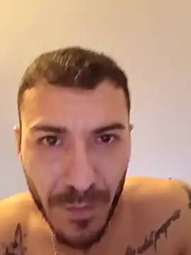 Snapshot of BenDover313OF chatting on January 14, 2025, 10:02 pm BenDover313OF online show from January 14, 2025, 10:02 pm