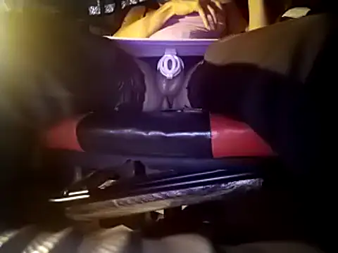 CdNicky69 online show from January 1, 2025, 10:46 pm