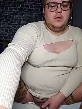 Snapshot of MoniqueBader22 chatting on December 21, 2024, 5:47 am MoniqueBader22 online show from December 21, 2024, 5:47 am