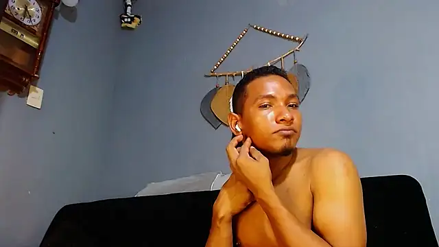 Snapshot of Grandeygruesa1 chatting on February 28, 2025, 2:42 am Grandeygruesa1 online show from February 28, 2025, 2:42 am