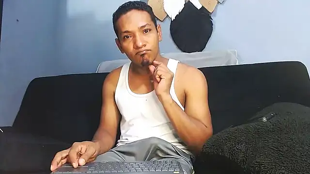 Snapshot of Grandeygruesa1 chatting on September 23, 2025, 7:48 am Grandeygruesa1 online show from September 23, 2025, 7:48 am