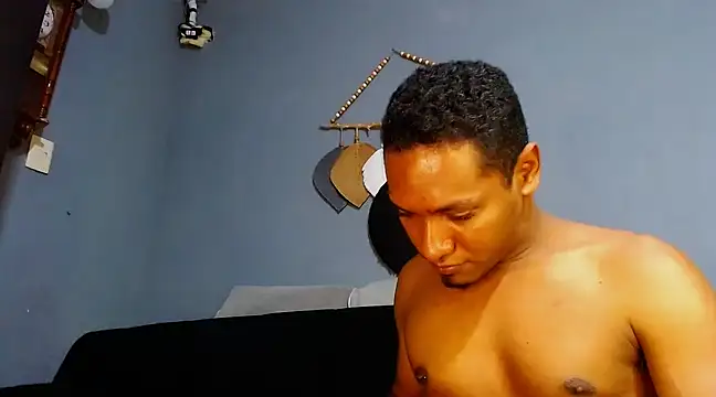 Snapshot of Grandeygruesa1 chatting on February 8, 2025, 9:35 am Grandeygruesa1 online show from February 8, 2025, 9:35 am