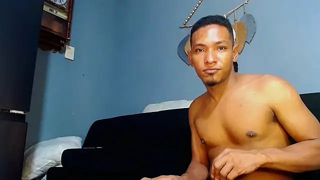 Snapshot of Grandeygruesa1 chatting on February 17, 2025, 2:17 pm Grandeygruesa1 online show from February 17, 2025, 2:17 pm