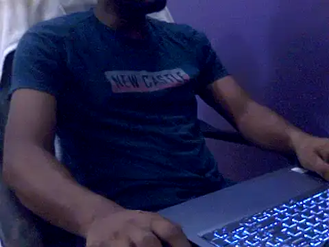 akinston online show from July 12, 2026, 5:30 am