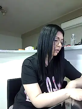 Milf Abigail online show from March 10, 2025, 4:07 am