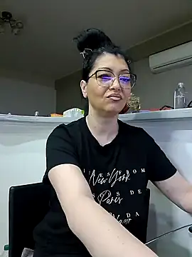 Milf Abigail online show from March 15, 2025, 10:11 pm