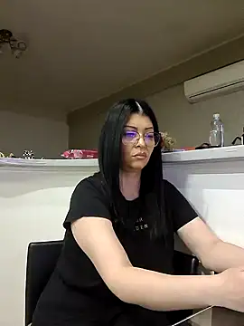 Milf Abigail online show from February 27, 2025, 2:35 am