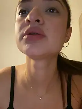 Alicia ALICIA online show from April 13, 2026, 5:28 pm