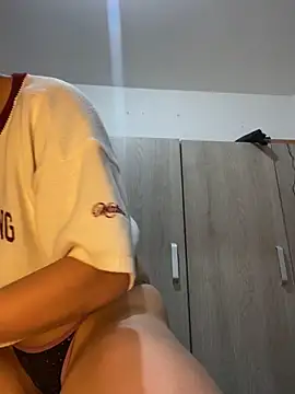 Alicia ALICIA online show from January 15, 2026, 7:06 pm