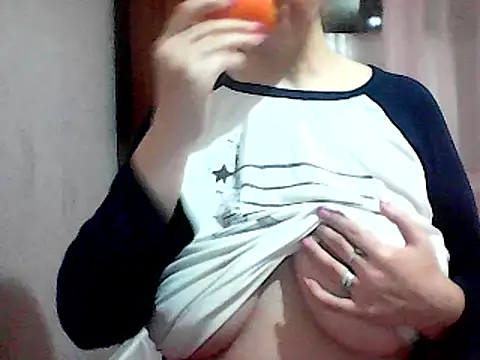 AnaXBerry online show from March 18, 2025, 6:17 pm