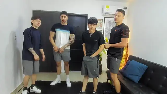 badguyss bisex online show from March 12, 2026, 11:36 am