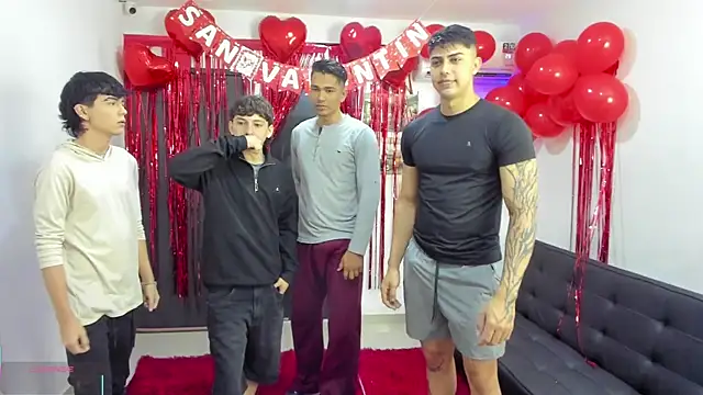 Snapshot of badguyss_bisex chatting on February 10, 2026, 11:31 am badguyss bisex online show from February 10, 2026, 11:31 am