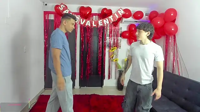 Snapshot of badguyss_bisex chatting on February 12, 2026, 11:32 am badguyss bisex online show from February 12, 2026, 11:32 am