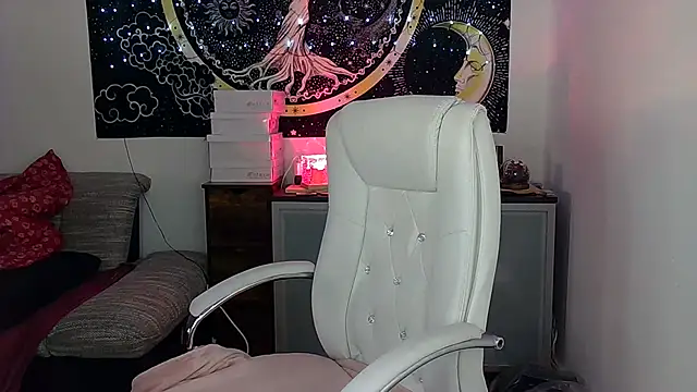 SexxyLiviaa online show from September 22, 2025, 4:24 pm