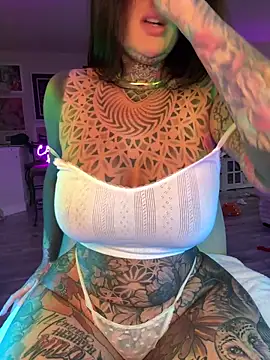 Snapshot of caseykey chatting on October 26, 2025, 10:10 pm caseykey online show from October 26, 2025, 10:10 pm