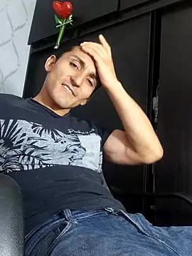 Marck Muscle online show from March 2, 2025, 10:23 pm