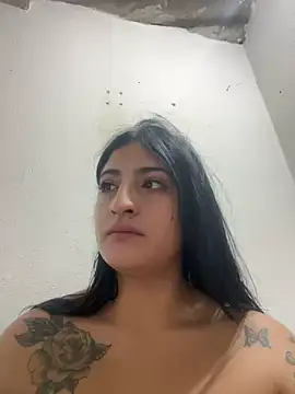 alondra darling online show from March 12, 2025, 2:12 pm