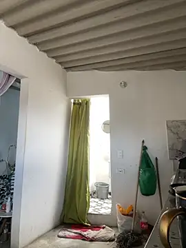 Snapshot of alondra_darling chatting on September 19, 2025, 3:05 pm alondra darling online show from September 19, 2025, 3:05 pm