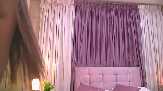 Snapshot of Lilly_Peach22 chatting on January 18, 2025, 6:10 pm Lilly Peach22 online show from January 18, 2025, 6:10 pm