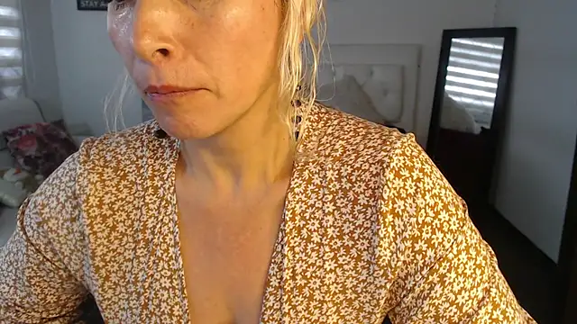Ingridbergman online show from February 11, 2025, 4:56 pm