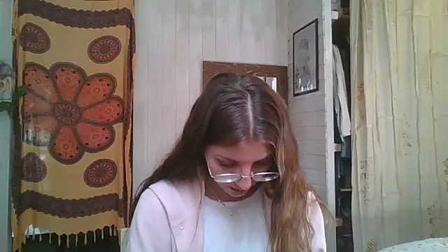 SweetyBabyDemon online show from May 22, 2026, 1:42 pm