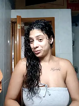 Shura xxxBig online show from December 4, 2025, 1:26 am