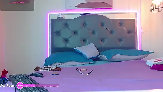 Snapshot of Kim_clark1 chatting on February 19, 2026, 7:33 pm Kim clark1 online show from February 19, 2026, 7:33 pm