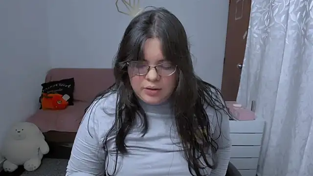 Aria Fullbuster online show from November 21, 2025, 9:14 pm